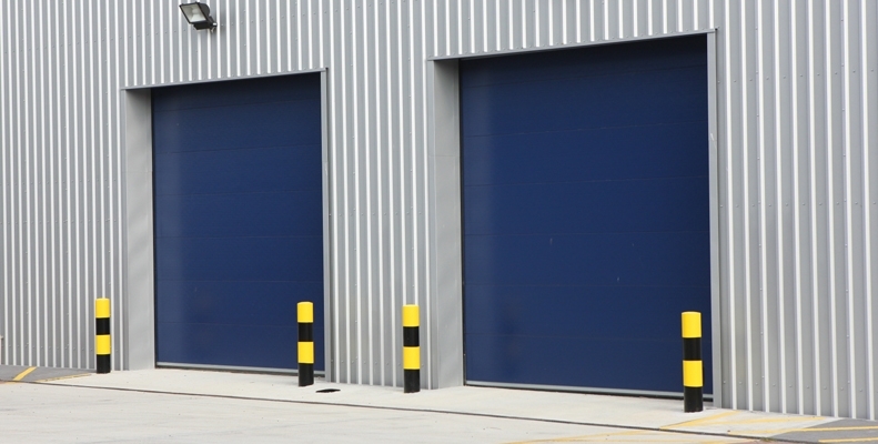 Commercial Garage Doors: GX-175-20 (R-16)