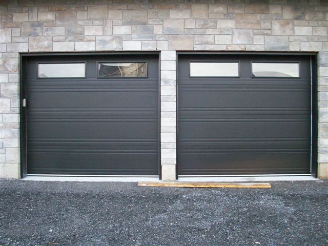 Portes de garage : Rainuré (R-16)